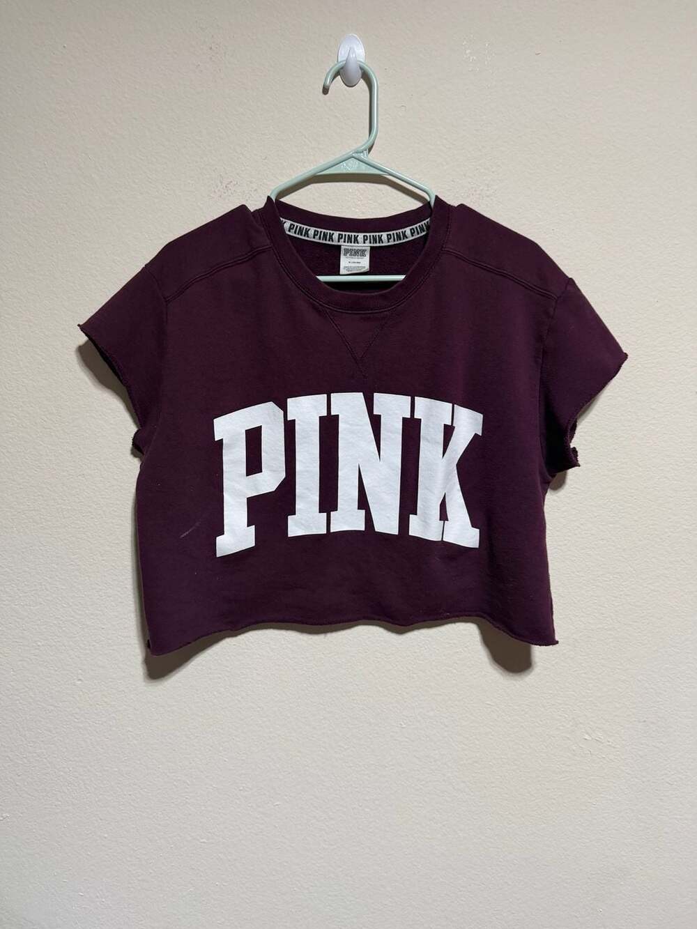Victoria's Secret PINK Maroon Raw Edge Crop Sweatshirt Size M - Picture 1 of 4